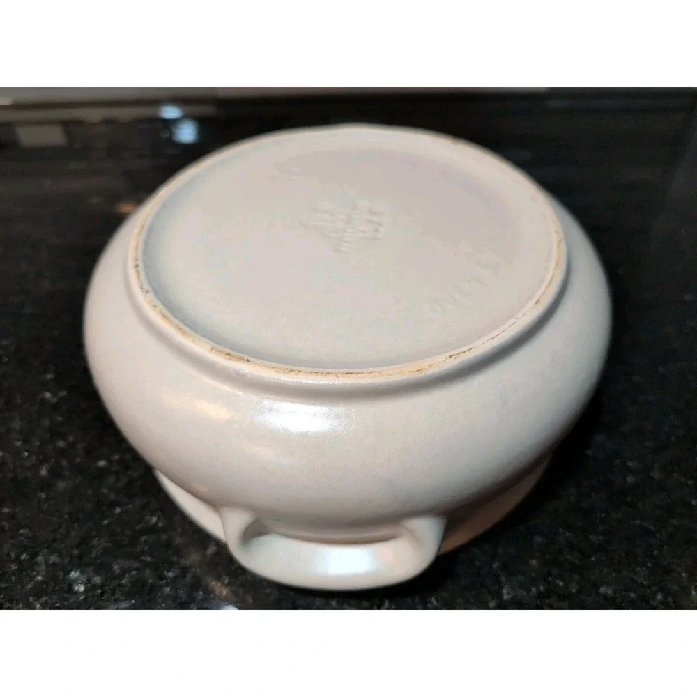 EUC PFALTZGRAFF YORKTOWNE BLUE 2QT ROUND CASSEROLE COVERED SERVING BOWL WITH LID